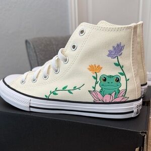 Converse Kids Cream High-Top Sneakers with Frog and Floral Design